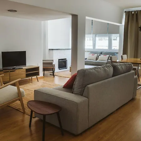 Appartamento Estoril Coastal Retreat By Local *